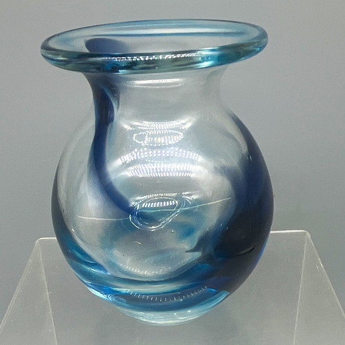 Blue clear swirl eirian - swirl,