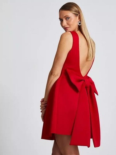 Quiz big red bow skater - quiz,