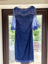 New Veni Infantino dress size