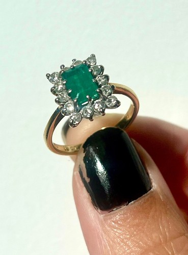 18ct gold emerald diamond - 18ct,