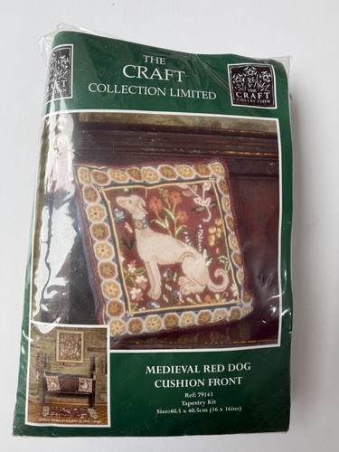 Medieval red dog tapestry - medieval, kit
