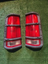 LAND ROVER DISCOVERY 2 TD5 PRE FACELIFT REAR LIGHT  AND GUARDS