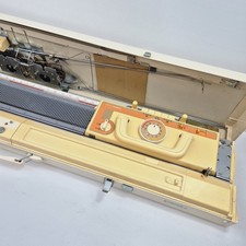Brother KH 860 Knitting