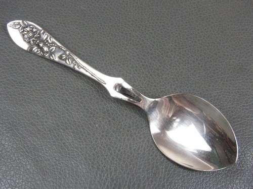 Vintage ornate bee - , silver