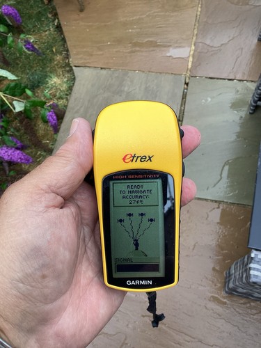 Garmin etrex handheld gps - etrex,