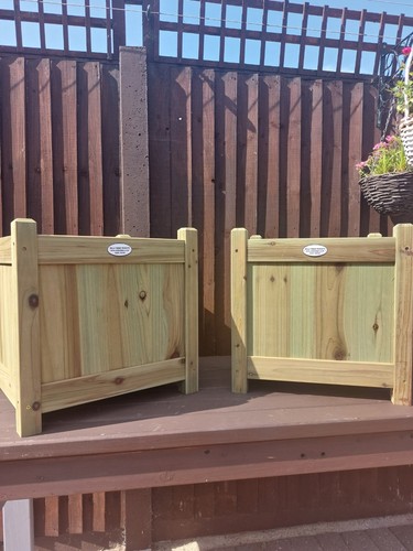Square wooden garden - garden, planter