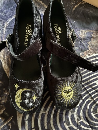 Koi tira witchy velvet shoes - tira,