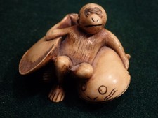 Vintage Japanese Netsuke of a