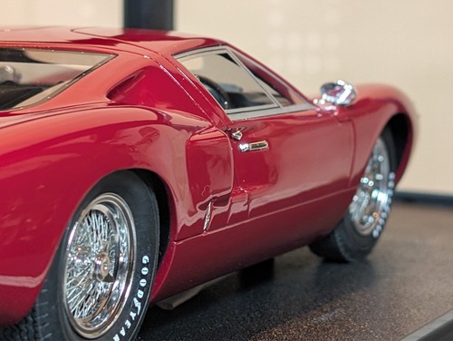 Cult scale models - 1/18, ford