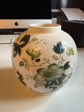 MASON ‘S IRONSTONE MANDALAY CHARTREUSE VASE WITH ORIGINAL BOX