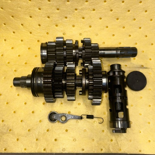 Suzuki gsx1100 efe gearbox - ,