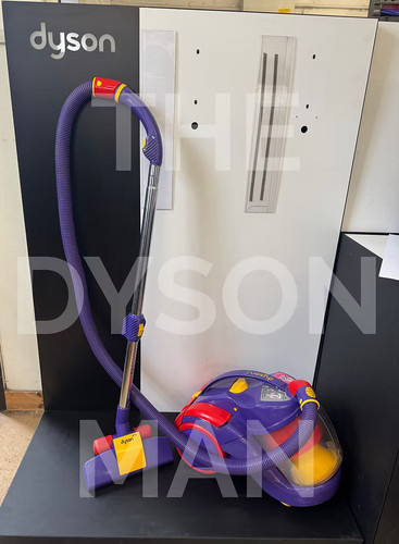 Dyson dc02 stijl cleaned - dyson, *cleaned