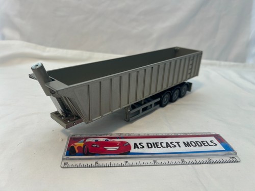 Corgi modern truck - modern, plain