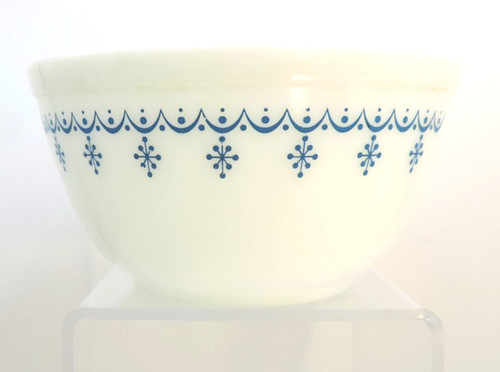 Vintage pyrex white - vintage,