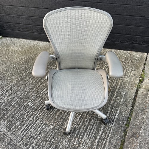 Herman miller aeron chair - herman, chair-
