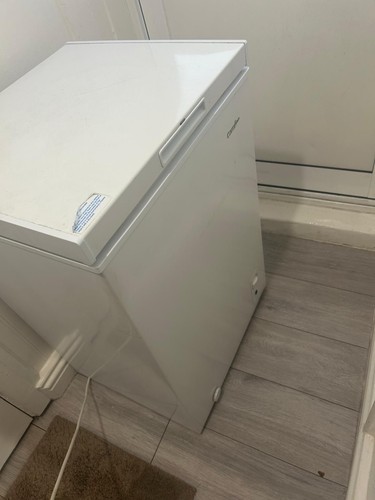 Comfee 99l white chest freezer - 99l,