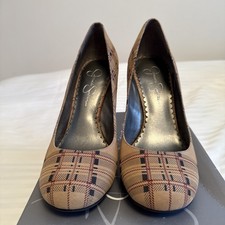 Jessica Simpson Court Shoes