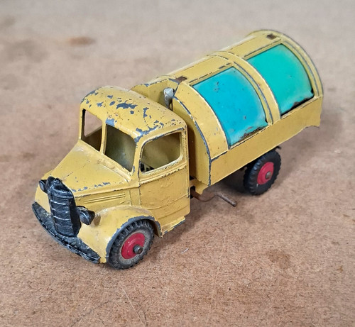 Dinky toys bedford refuse - dinky,