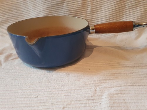 Creuset cast iron - cast, saucepan