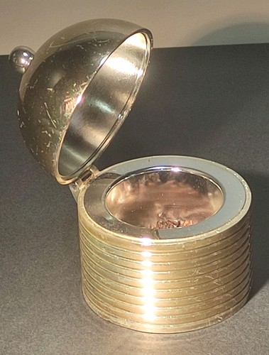 Brass tobacco lidded box - lidded,