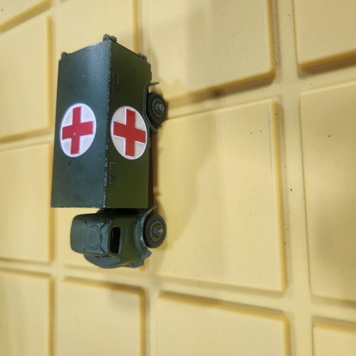 Dinky toys 626 military - toys,