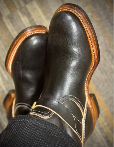 Vintage style black leather - style,