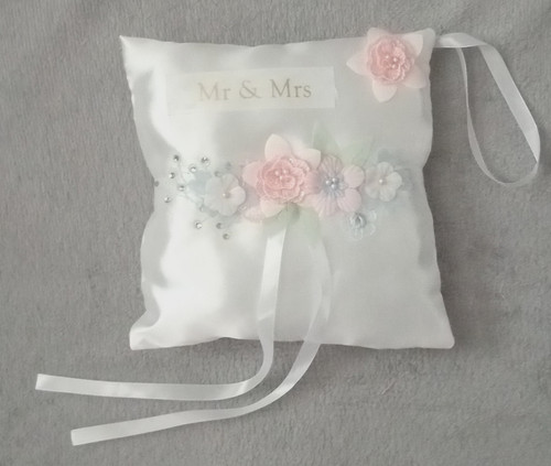 Wedding ring pillow satin - ring,