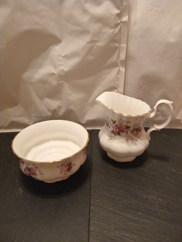 Royal albert bone china sugar - albert,