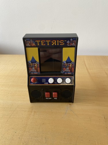 Tetris electronic handheld - tetris,