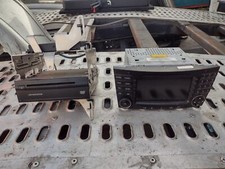 MERCEDES W211 E CLASS CD