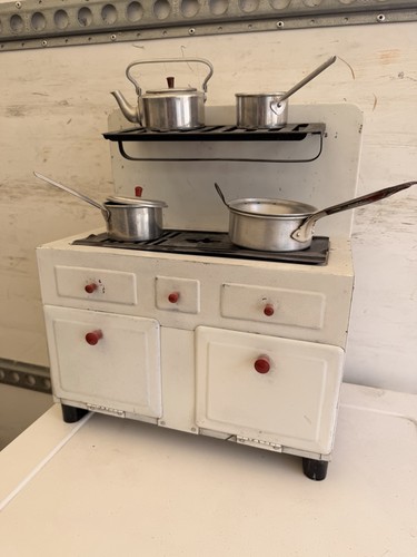 Vintage enamel tin toy stove - /,