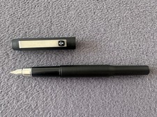 PARKER 25 FOUNTAIN PEN BLACK