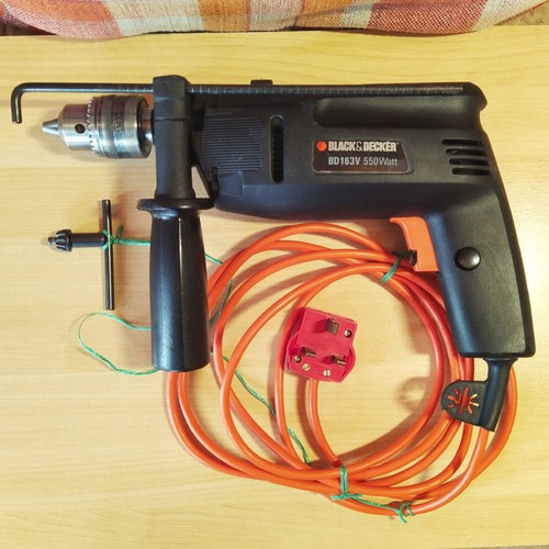 Black decker drill - drill, bd163v