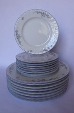 8x Dinner & bread & butter porcelain plates. Seltmann, Weiden, West Germany, VGC