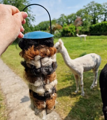 Bird nesting material - material, 100%