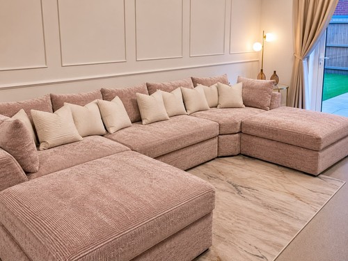 Seater cinema shape full - seater,
