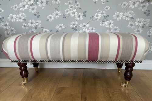New footstool laura - a, in