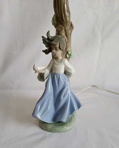 Nao lladro table lamp girl - nao,