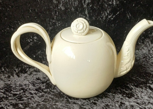 Royal creamware pint - creamware, 1