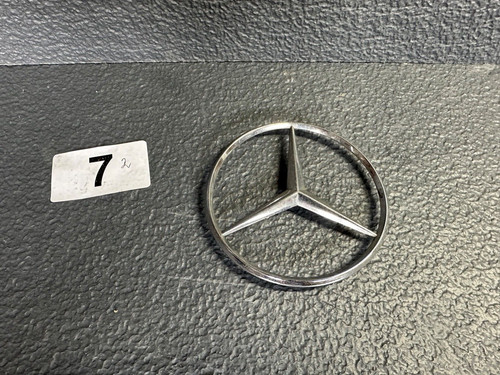 Genuine mercedes benz w126 - mercedes-benz,