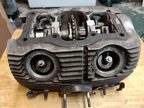 Honda c72 cylinder head - cylinder,