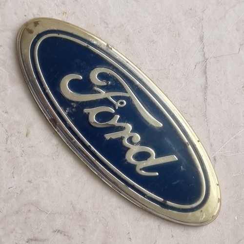Ford bonnet badge oval - badge,