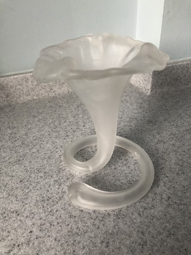 This frosted satin glass - this, a