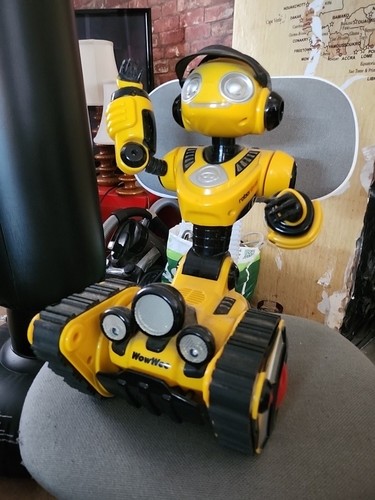 Wowwee 2008 robo rover robot - rover,