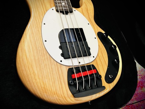 Ernie ball musicman stingray - musicman,