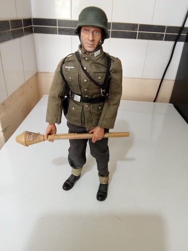 Scale wwii german soldier - german,