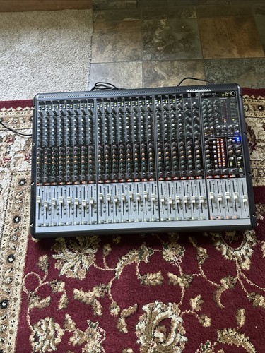 Mackie onyx mixer - mackie,