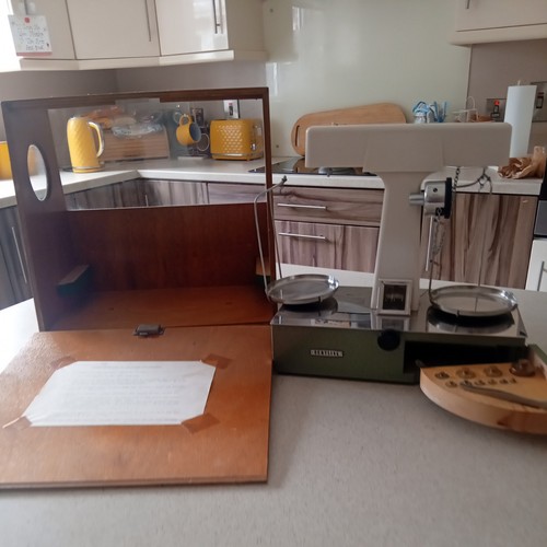 Oertling metal balance scales - metal,