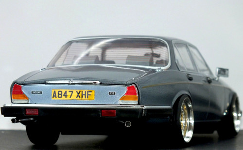 Custom 1984 series iii - 1:18,