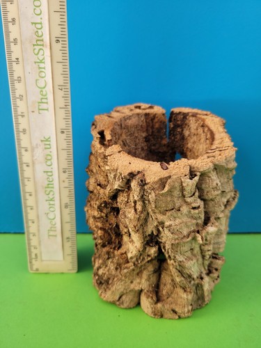 Cork bark tube hide - cork,